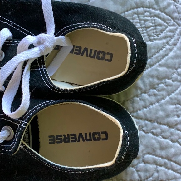 Two pair size 10 Converse - Picture 9 of 9